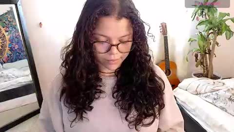Snapshot of amand1_sweet chatting on 30, 7, 2026 online show from 30, 7, 2026
