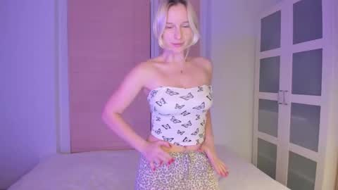 Snapshot of amanda0054 chatting on 15, 12, 2025 Amanda online show from 15, 12, 2025