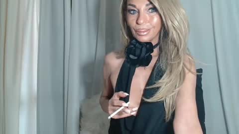 Snapshot of amanda0803 chatting on 14, 2, 2025 Angel or Demon online show from 14, 2, 2025