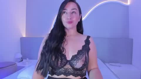 Snapshot of amanda_benz_ chatting on 1, 7, 2026 amanda_benz_ online show from 1, 7, 2026