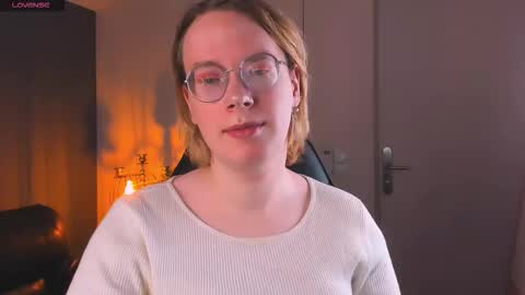 Hi im Amanda online show from 5, 10, 2025