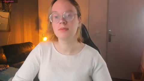 Hi im Amanda online show from 11, 10, 2025