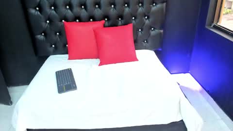 amanda_noir online show from 3, 12, 2025