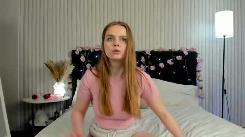 Snapshot of amanda_stele chatting on 15, 10, 2025 Amanda online show from 15, 10, 2025