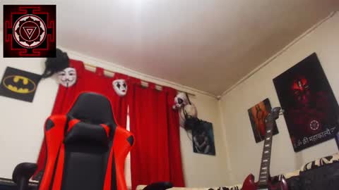 Snapshot of amanda_valeska chatting on 5, 1, 2025 Amanda Valeska online show from 5, 1, 2025