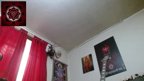 Snapshot of amanda_valeska chatting on 28, 10, 2025 Amanda Valeska online show from 28, 10, 2025