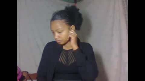 Snapshot of amandaaa25 chatting on 9, 10, 2025 amandaaa25 online show from 9, 10, 2025