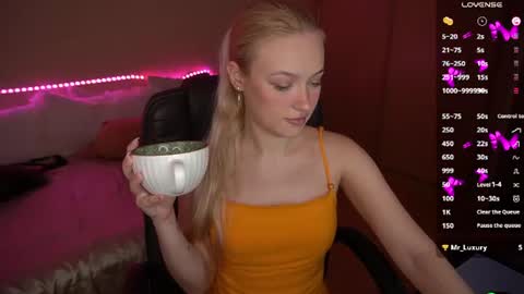 Snapshot of amandaafire chatting on 5, 8, 2026 Amanda online show from 5, 8, 2026