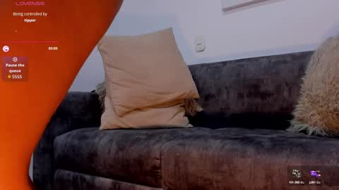 Amanda  online show from 10, 10, 2025