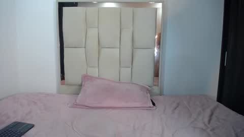 AmandaRousel  online show from 22, 12, 2024