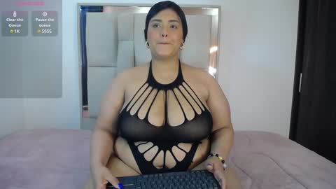 AmandaRousel  online show from 23, 1, 2025