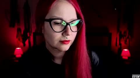 Snapshot of amanita__pantherina chatting on 5, 12, 2025 Goddess Amanita online show from 5, 12, 2025