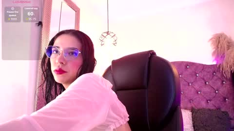 Snapshot of amara_davis1 chatting on 7, 5, 2026 amara_davis1 online show from 7, 5, 2026
