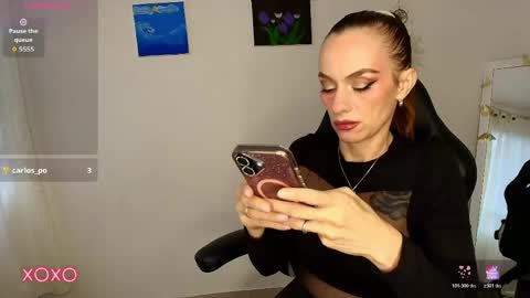 Amara Fey online show from 17, 5, 2026