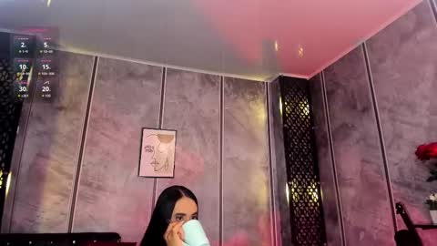 Snapshot of amara_lewiis chatting on 8, 10, 2025 Amara Lewis online show from 8, 10, 2025