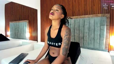 Snapshot of amarafierce chatting on 13, 11, 2025 Amara online show from 13, 11, 2025