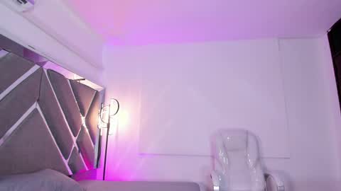 Snapshot of amaralewis chatting on 5, 6, 2026 AMARA online show from 5, 6, 2026