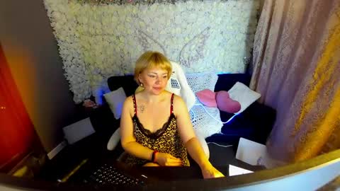 Sofia online show from 14, 4, 2026