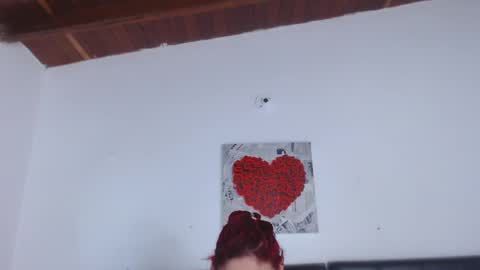 Snapshot of amarared chatting on 12, 9, 2025 online show from 12, 9, 2025