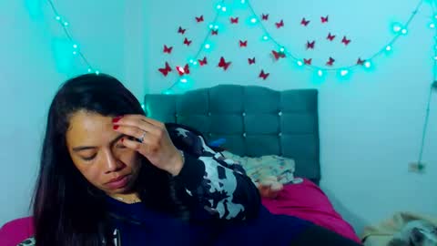 Amara Julia online show from 17, 1, 2025