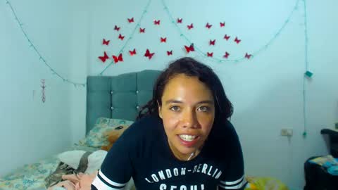 Amara Julia online show from 30, 1, 2025