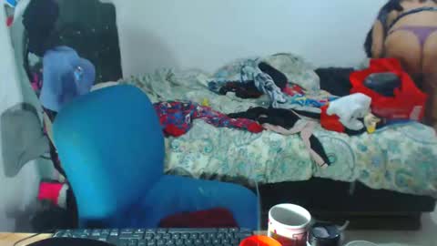 Amara Julia online show from 26, 9, 2025