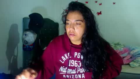 Amara Julia online show from 1, 12, 2025