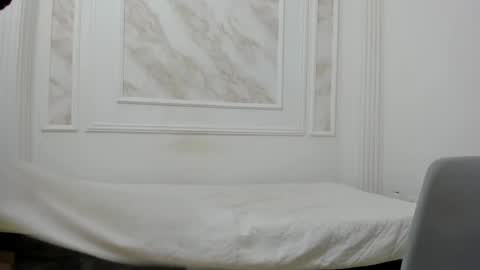 Amare online show from 4, 10, 2025