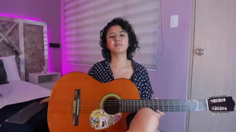 Emily online show from 1, 2, 2025