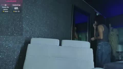 Emily online show from 1, 10, 2025