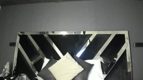 Emily online show from 7, 4, 2026