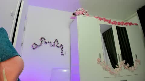 amateur_fitbabex online show from 11, 9, 2025