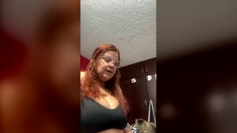Snapshot of amatistadark11 chatting on 13, 5, 2026 victoria online show from 13, 5, 2026