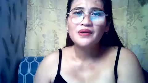 amazing angel online show from 28, 10, 2025