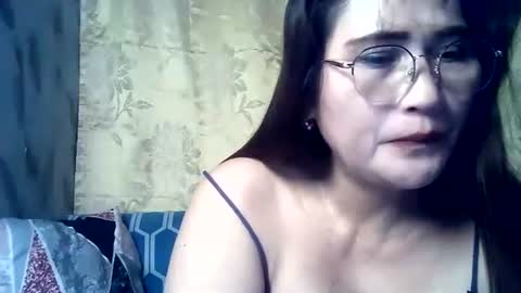 amazing angel online show from 4, 11, 2025