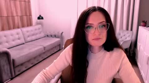 Izza online show from 12, 6, 2026