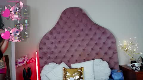 Snapshot of amazongoddess_ chatting on 7, 11, 2025 Amazon online show from 7, 11, 2025