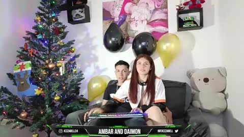 AMBAR AND DAIMON online show from 2, 1, 2025