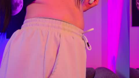 Snapshot of ambar_midnigth chatting on 26, 6, 2026 ambar_midnigth online show from 26, 6, 2026
