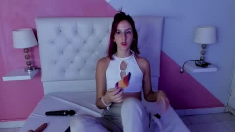 ambar_roux1 online show from 23, 1, 2025