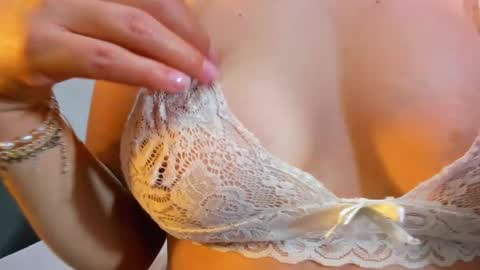Snapshot of ambar_sex10 chatting on 9, 1, 2025 Ambar online show from 9, 1, 2025