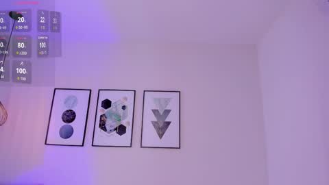 ambarevans_ online show from 30, 10, 2025