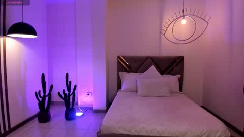 Ambar  online show from 8, 1, 2026