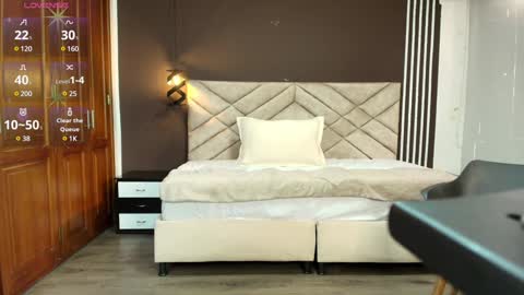 Ambar Ross online show from 23, 12, 2024