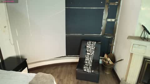 Ambar Ross online show from 29, 1, 2025