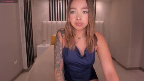 ambarowens online show from 15, 12, 2025