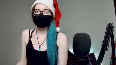 Snapshot of amber_candyfloss chatting on 27, 12, 2024 Amber non-nude model online show from 27, 12, 2024