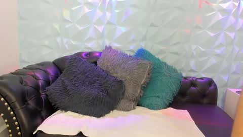 Amber online show from 22, 4, 2026