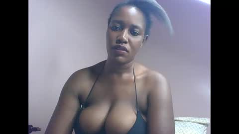 amber_cutie2 online show from 18, 4, 2026