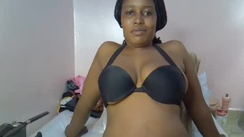 Snapshot of amber_cutie2 chatting on 23, 6, 2026 amber_cutie2 online show from 23, 6, 2026